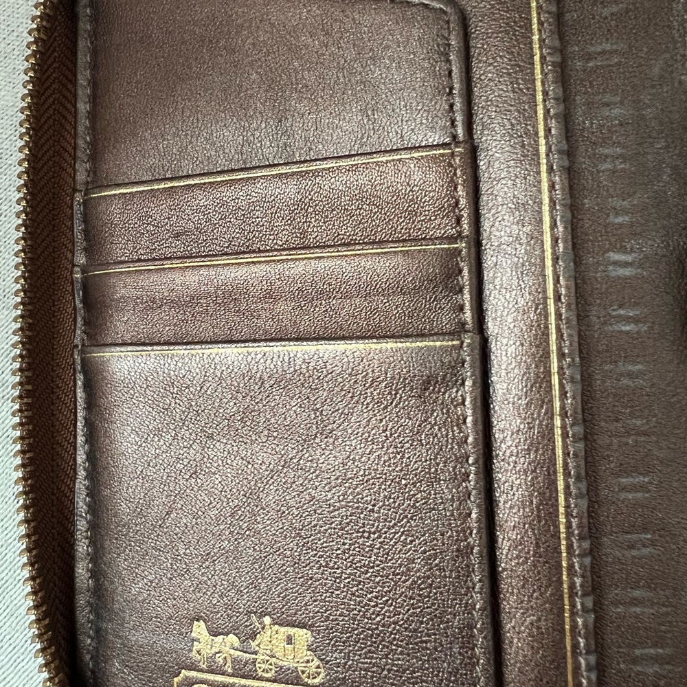 COACH Y2K Optic Brown Quilted Signature Planner - Picture 7 of 10